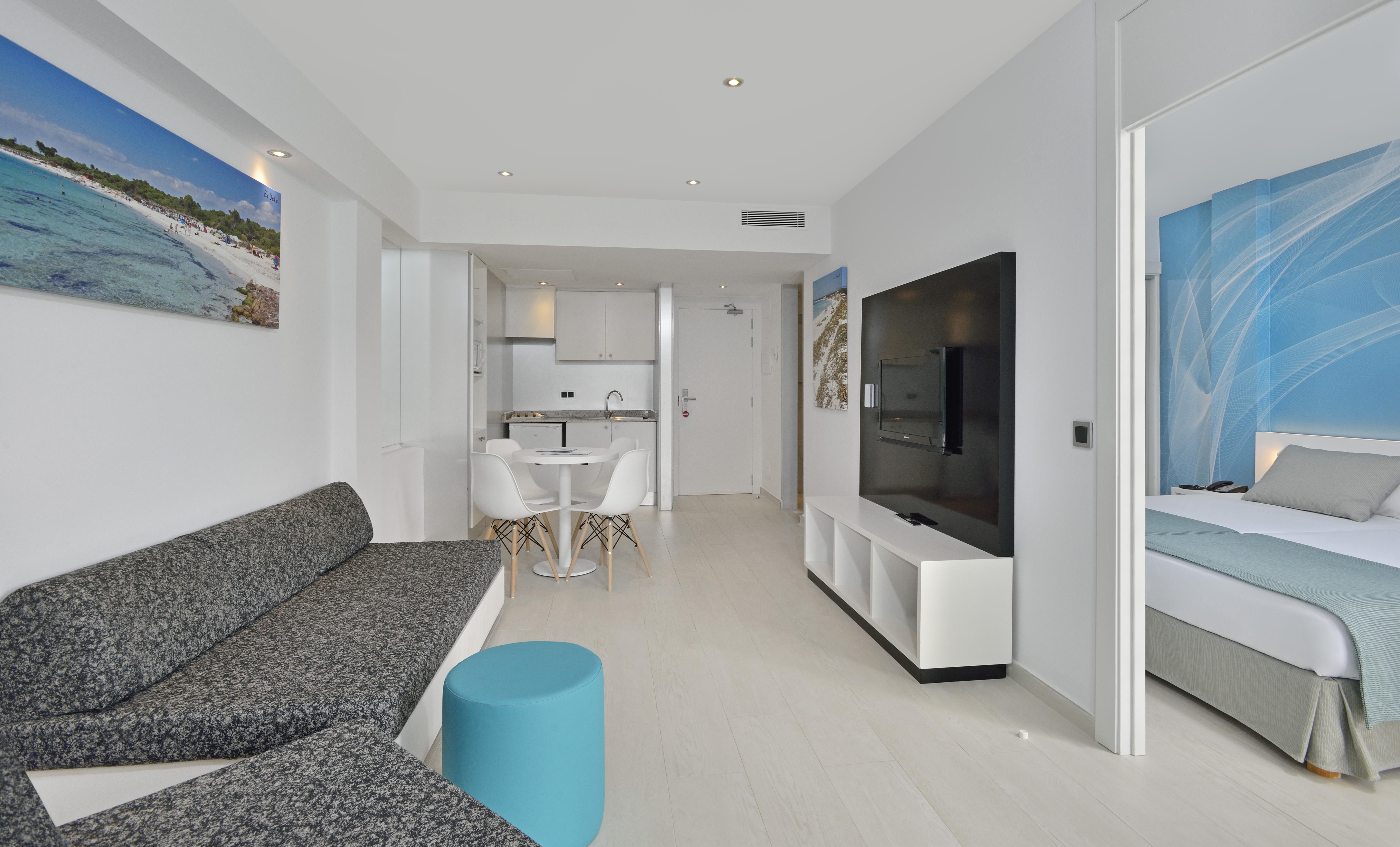 Aparthotel Isla De Cabrera Colonia de Sant Jordi ภายนอก รูปภาพ