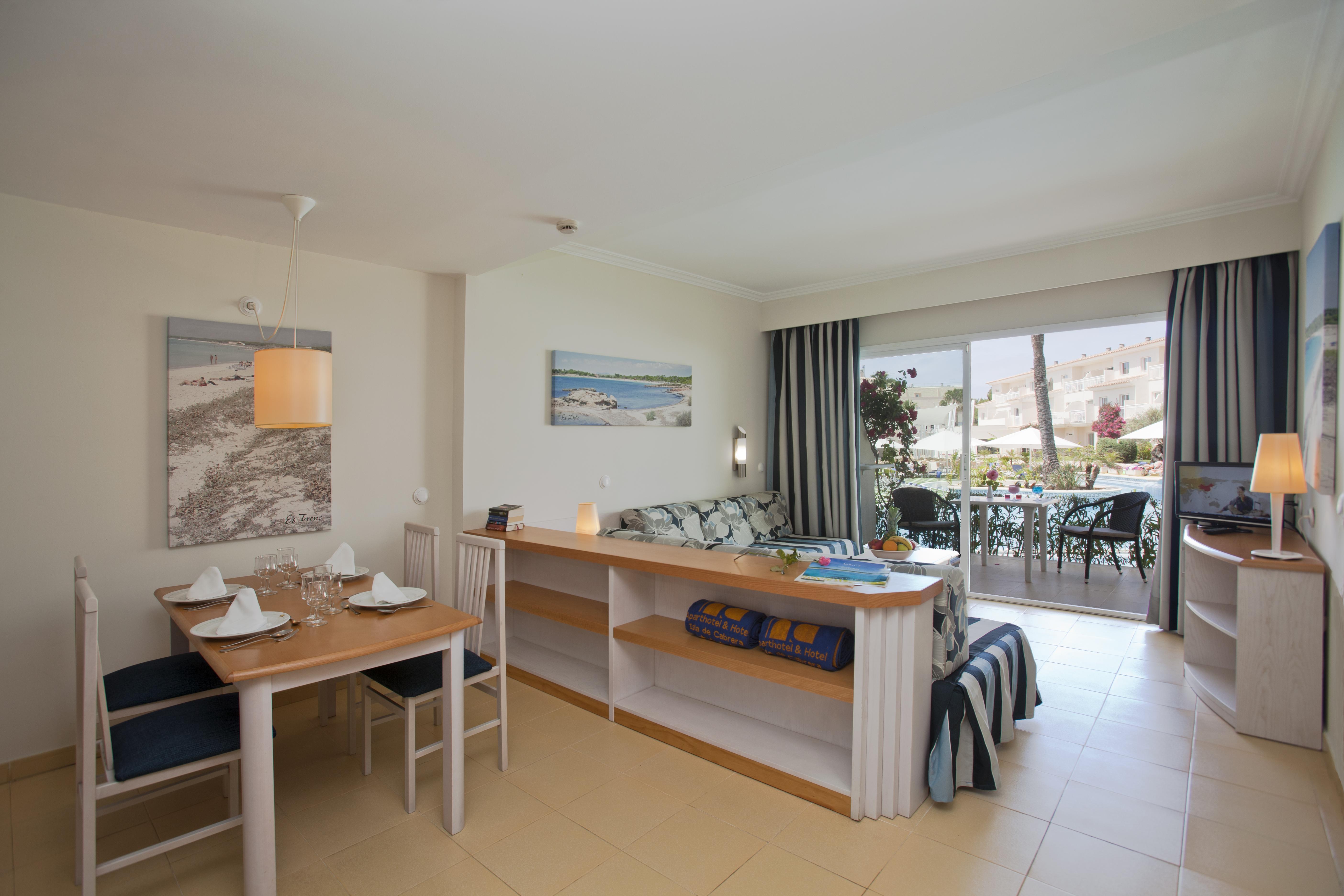 Aparthotel Isla De Cabrera Colonia de Sant Jordi ภายนอก รูปภาพ
