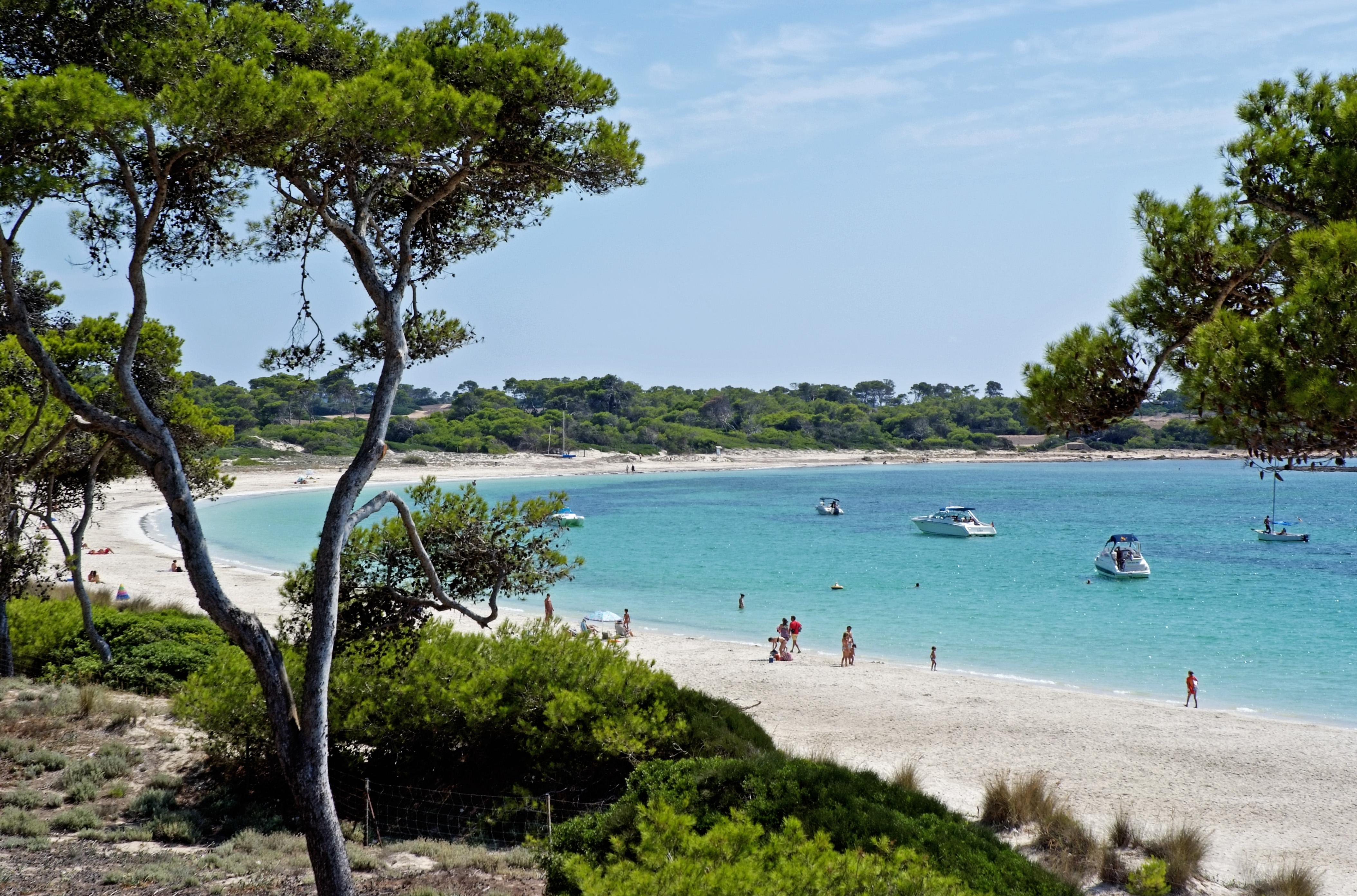 Aparthotel Isla De Cabrera Colonia de Sant Jordi ภายนอก รูปภาพ