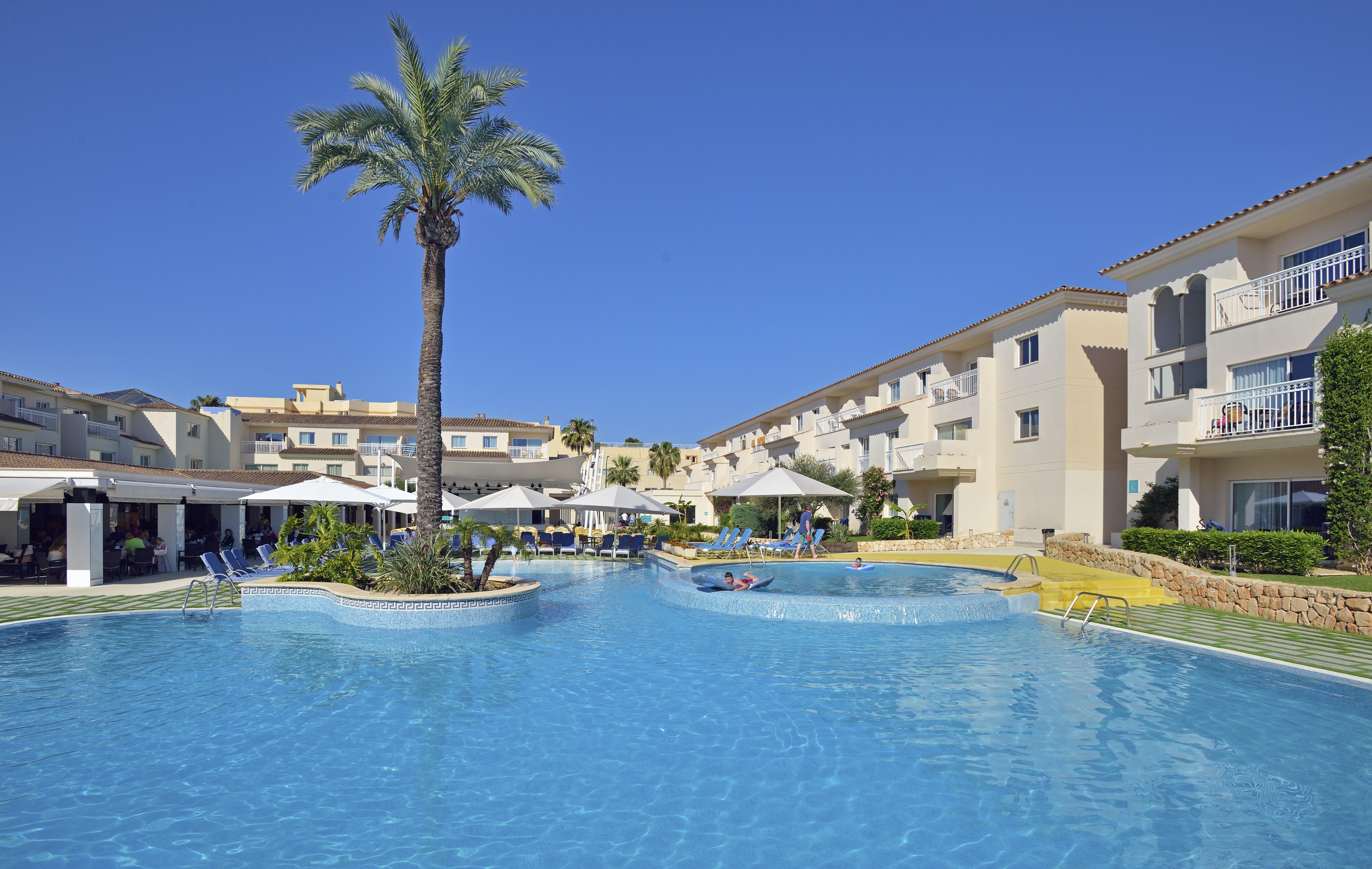 Aparthotel Isla De Cabrera Colonia de Sant Jordi ภายนอก รูปภาพ