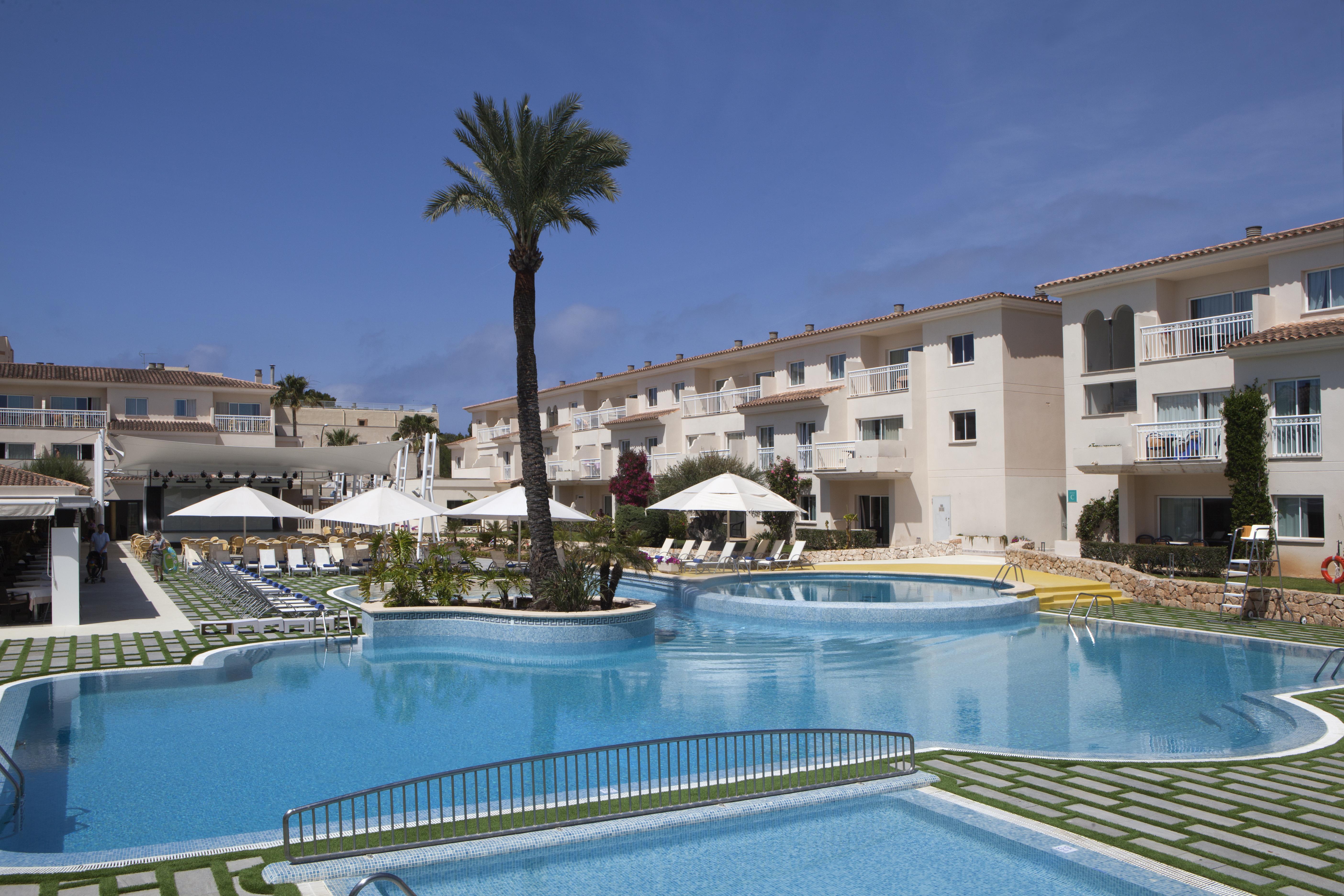 Aparthotel Isla De Cabrera Colonia de Sant Jordi ภายนอก รูปภาพ