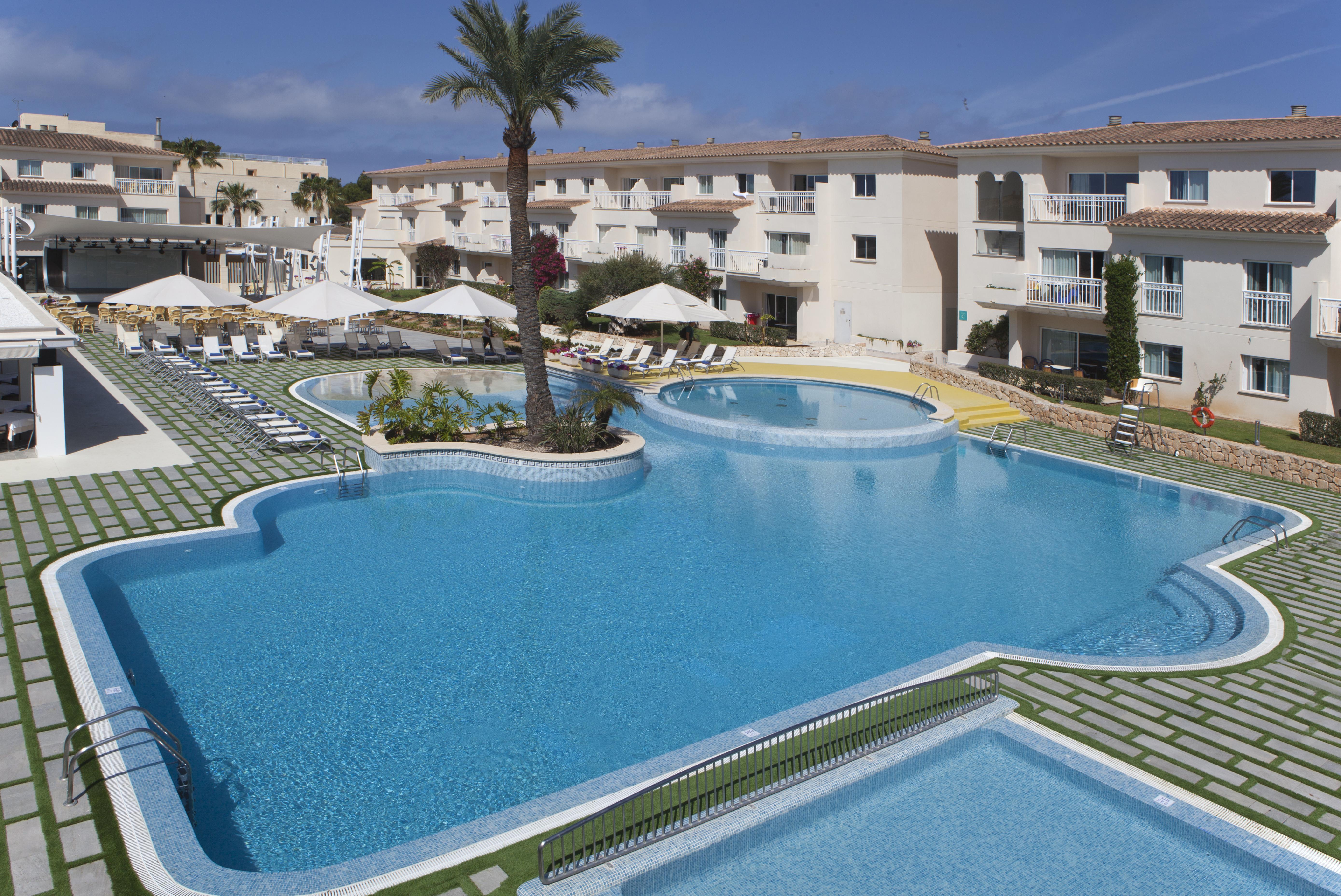 Aparthotel Isla De Cabrera Colonia de Sant Jordi ภายนอก รูปภาพ